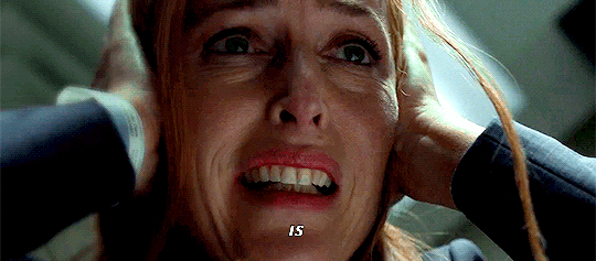 Crítica 11x01 Struggle III