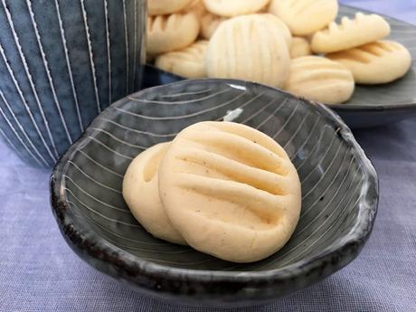 white cookies recetas delikatissen galletas sin gluten galletas secas galletas fáciles Galletas de Maizena galletas de leche condensada galletas caseras galletas blancas corn flour cookies 