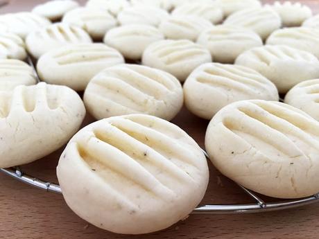 white cookies recetas delikatissen galletas sin gluten galletas secas galletas fáciles Galletas de Maizena galletas de leche condensada galletas caseras galletas blancas corn flour cookies 