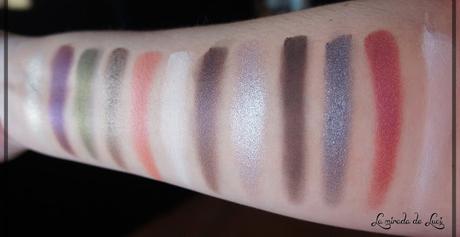 KAT VON D, Saint + Sinner paleta de sombras.