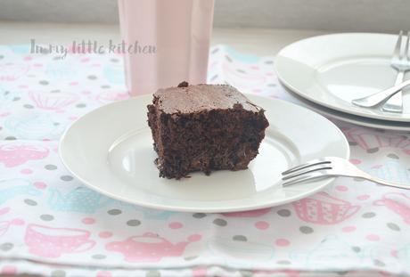 Molten choc- chunk brownies- Cooking the chef (Donna Hay) Molten choc- chunk brownies- Cooking the chef (Donna Hay)