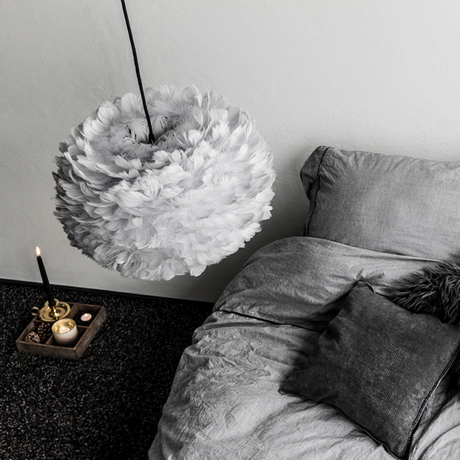 Pantalla de lámpara Eos de Vita lampara nórdica lampara escandinava lampara de plumas lámpara de diseño lampara danesa iluminación hogar diseño nórdico diseño escandinavo accesorios hogar 