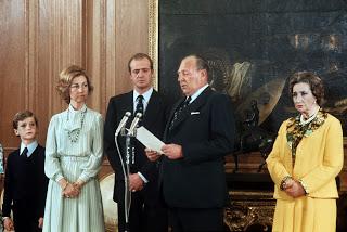 Del poder a la autoridad: a Don Juan Carlos, en su 80 aniversario
