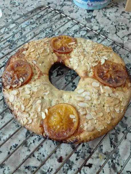 ROSCON DE REYES SIN GLUTEN CON NARANJA CONFITADA