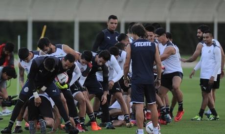 Jugadores convocados para el primer partido de Chivas en el Clausura 2018