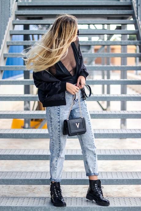 BOYFRIEND JEANS & TRANSPARENT BODY