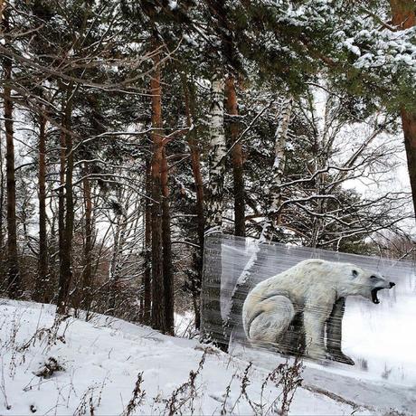 Evgeny Ches el artista Ruso que pinta Dinosaurios y animales sobre envoltura de plástico