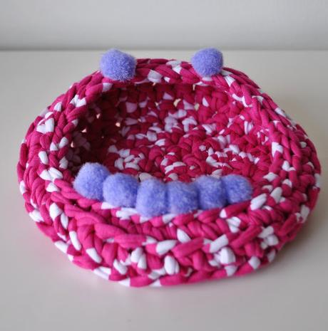 VARIEDAD DE CESTOS DE TRAPILLO