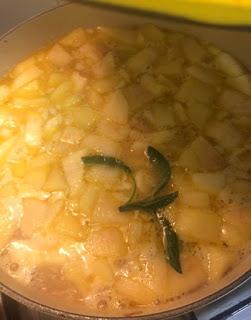 CREMA DE CHIRIVÍAS Y MANZANA