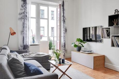 estilo nórdico dormitorio nórdico dormitorio escandinavo dormitorio azul decoracion dormitorios decoración blanco y azul cama bajo la ventana 