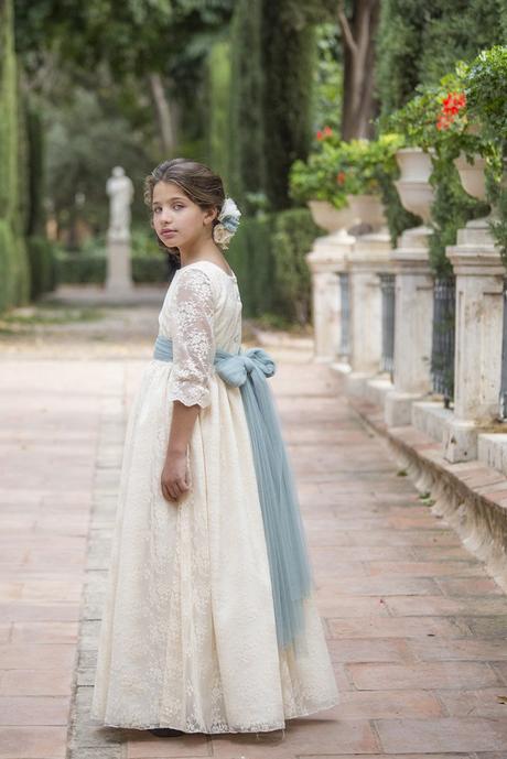 Comprar vestidos y complementos para comuniones