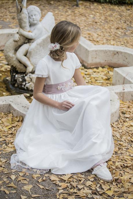 Comprar vestidos y complementos para comuniones