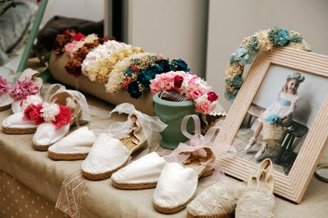 Comprar vestidos y complementos para comuniones