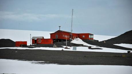 COMENZÓ EL APROVISIONAMIENTO DE LAS BASES ANTARTICAS ARGENTINAS