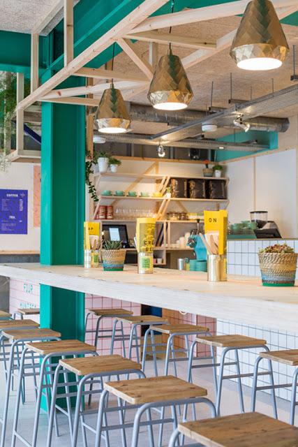 Sencillo, original, fresco y atractivo el diseño de esta pizzería en Londres.