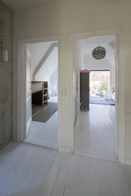 Vivienda de 1900 con diseño interior contemporáneo Vivienda de 1900 con diseño interior contemporáneo