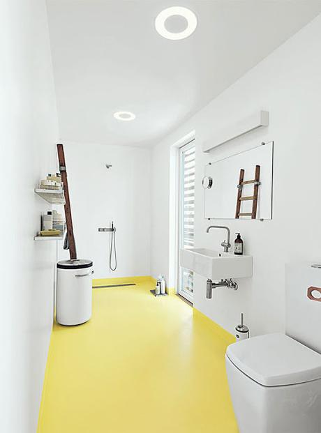 Minimalismo en casa flotante de Copenhague