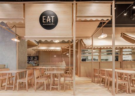 Diseño en madera, un restaurante en Bangkok