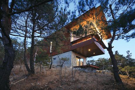 Un diseño y vivienda que se integra en el bosque