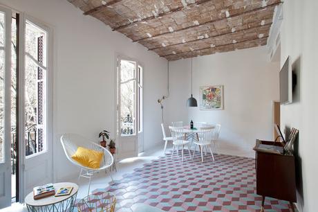 Diseño interior de apartamento turístico en Barcelona