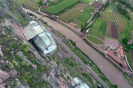 Capsulas para dormir a 400 m de altura en Perú