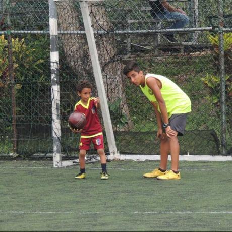 Sebas (@SebastiamFutbol)  un resultado del asfalto a la cancha #Talento #Futbol #Futuro #Vinotinto