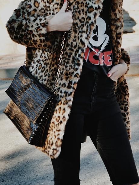 LEOPARD COAT LEOPARD COAT