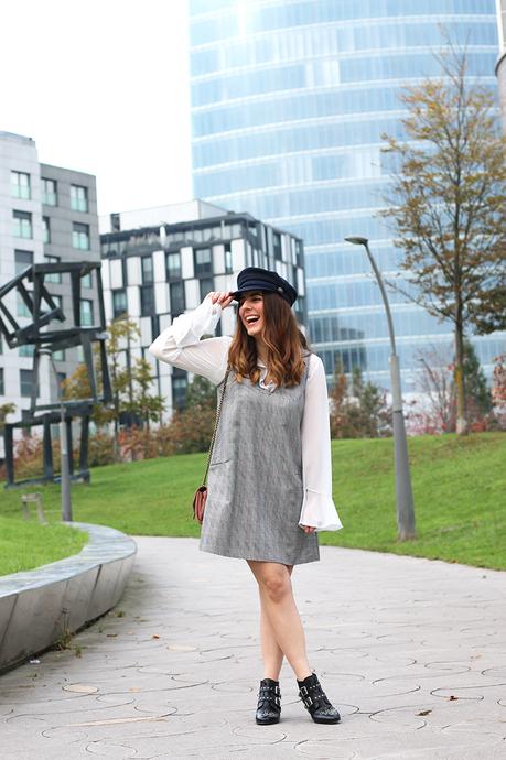 Outfit con gorra marinera y pichi