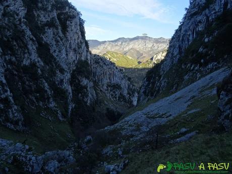 Garganta del Rubó, vista al Cuera