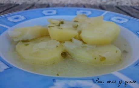 Patatas-guisadas-salsa-verde-crockpot-panuvasyqueso