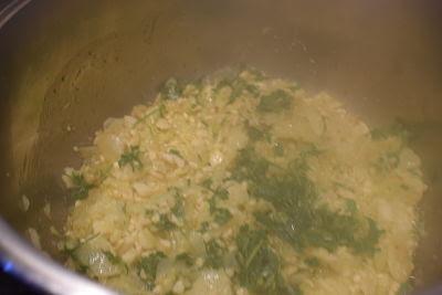 Albóndigas de Chocos en Salsa de Almendras con  Gambas y Langostinos