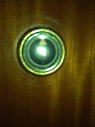 Como sustituir una mirilla normal por una digital Como sustituir una mirilla normal por una digital