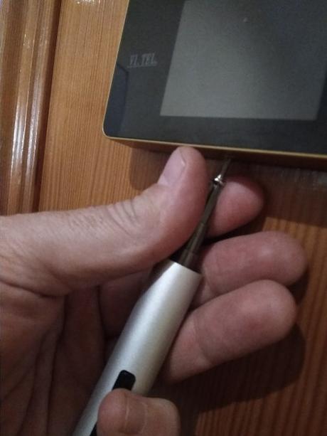 Como sustituir una mirilla normal por una digital Como sustituir una mirilla normal por una digital