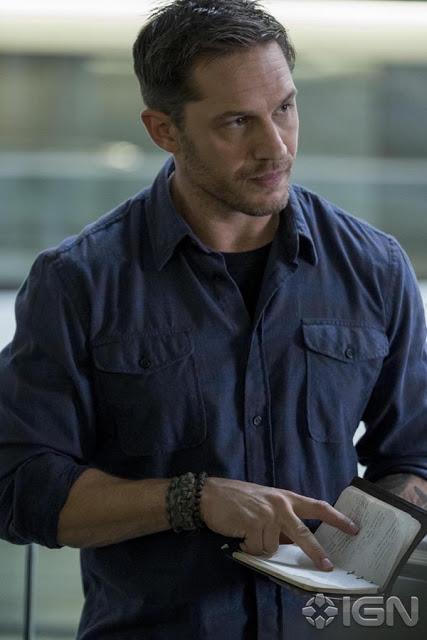 El primer vistazo oficial a Tom Hardy como Eddie Brock El primer vistazo oficial a Tom Hardy como Eddie Brock