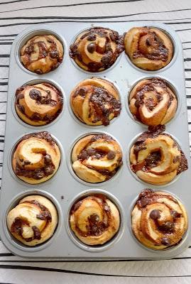 BOLLOS CON DULCE DE LECHE