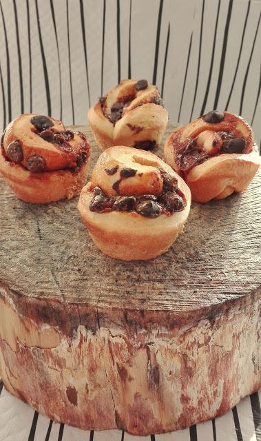 BOLLOS CON DULCE DE LECHE