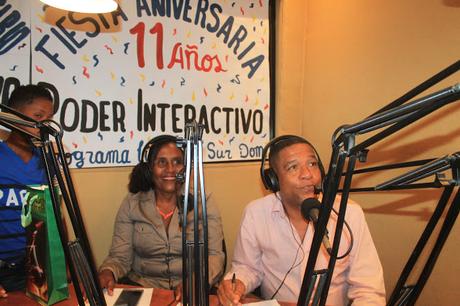 Once imágenes del 11 Aniversario del Programa Radial Poder Interactivo