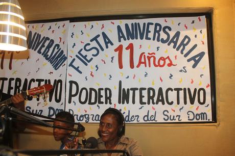 Once imágenes del 11 Aniversario del Programa Radial Poder Interactivo