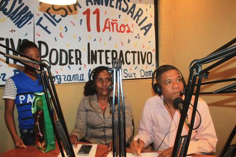 Once imágenes del 11 Aniversario del Programa Radial Poder Interactivo