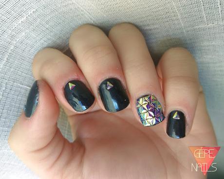 TRIANGLE NAILS | Colaboración con Beauty Bigbang TRIANGLE NAILS | Colaboración con Beauty Bigbang