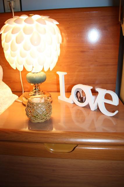 Diy: lámpara con cucharas de plástico