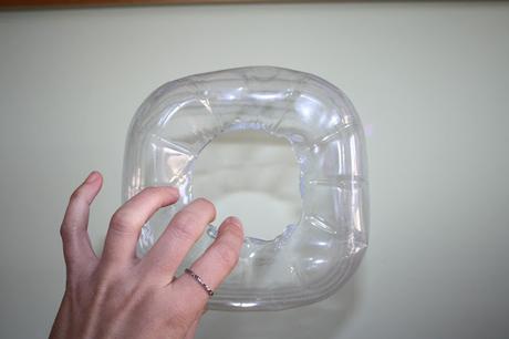 Diy: lámpara con cucharas de plástico