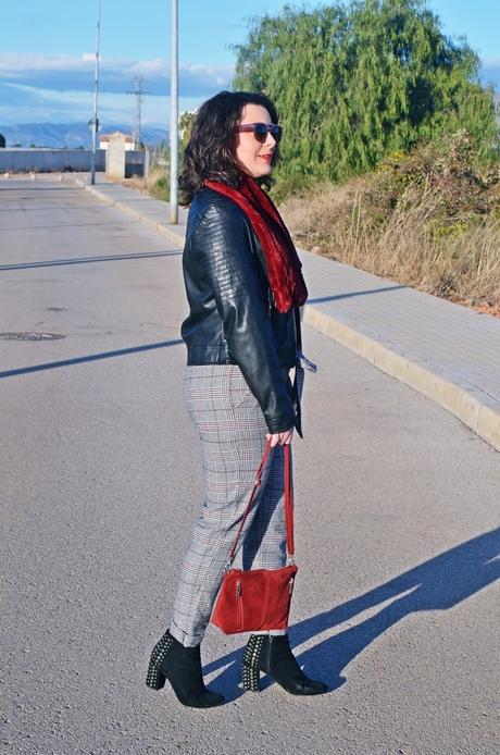 Un toque de burdeos Un toque de burdeos