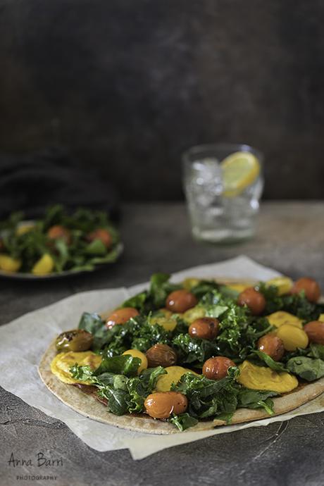 Vegan-pizza-with-kale-tomatoes-cheddar1