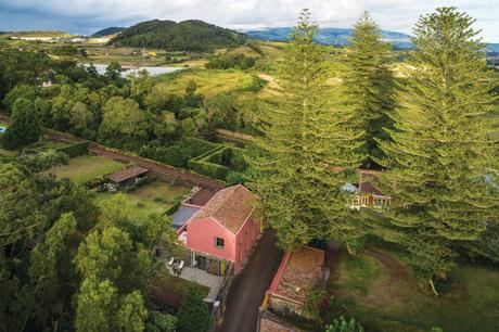 Próximo Destino: Pink House en las Islas Azores (Portugal)