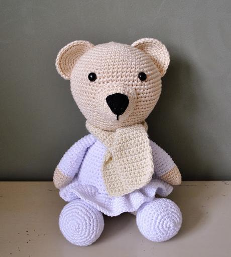 OSITA DE GANCHILLO LULU PREPARADA PARA EL INVIERNO OSITA DE GANCHILLO LULU PREPARADA PARA EL INVIERNO