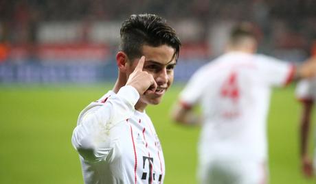 El Bayern vence en Leverkusen con una hora de gasolina