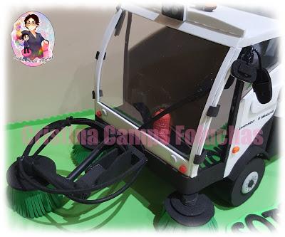 FOFUCHO BASURERO CON BARREDERA