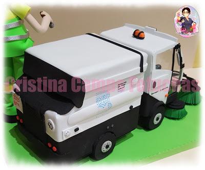 FOFUCHO BASURERO CON BARREDERA