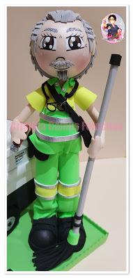 FOFUCHO BASURERO CON BARREDERA